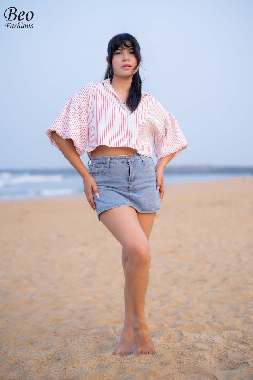 Puff Sleeve Red Stripe Crop Blouse